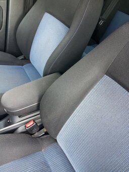 Volkswagen golf - 8