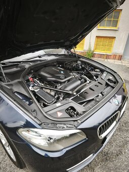 BMW 520d nájezd 97 tis. Km plný servis BMW - 8