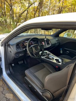 Prodám DODGE CHALLENGER 3.6 - 8