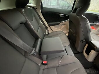Volvo V40 1.6 D2 84kw Cross Country 2013 ČR - 8