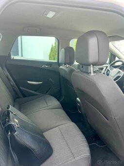 Opel Astra 1.4 Turbo 103 kW - 8