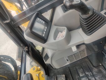 Pásový minibagr Komatsu PC45MR-5M0 - 8