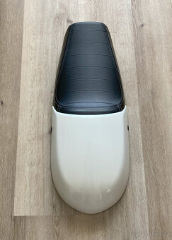 Prodám gelové sedlo Touring Royal Enfield GT 650 - 8