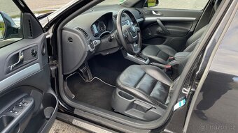 ŠKODA OCTAVIA 2.0TDI RS 125kW DSG COLUMBUS - 8