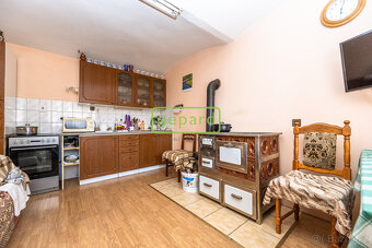 Rodinný dům s vedlejšími stavbami, Kravaře, ul. Pod Lipou 13 - 8