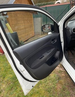 Mitsubishi space star rv 7.9.2022 naj. 14.930 km 1.2 52 kw - 8