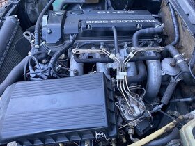 Mercedes-Benz 190 w201 2.3-16V COSWORTH - 8