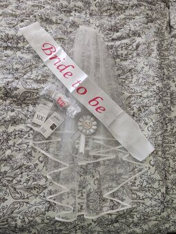 Krásné svatební šaty vel. XS-M + svatební doplňky zdarma - 8