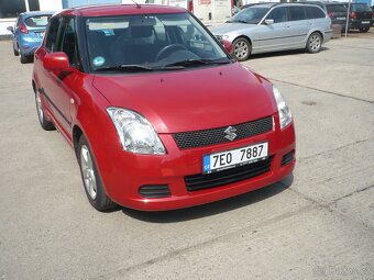 Suzuki Swift 1.3 i - 8