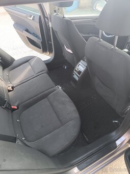 Škoda Superb combi II, 2.0 TDi, r.v. 2010, automat - 8