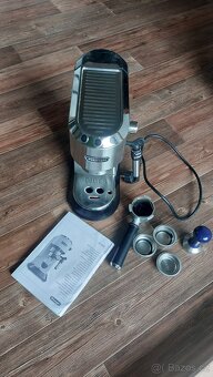Kávovar delonghi DEDICA - 8