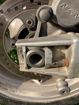 Suzuki SV1000 - 8