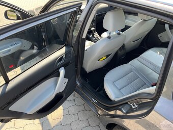 Škoda Octavia 2 2011 poFL Combi 2.0TDi 103kw 4x4 Automat - 8