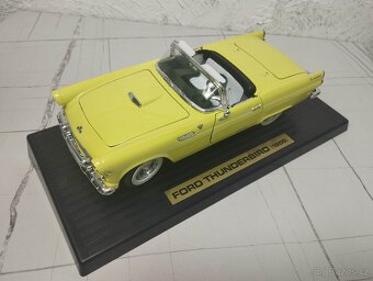 Ford Thunderbird 1955 1/18 Road Tough - 8