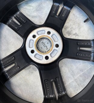 Zimní top sada Volvo XC40 / V90 CC 235/50R19 103V - 8