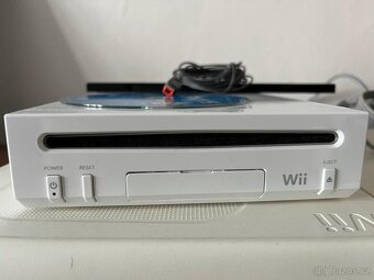 Nintendo Wii - 8