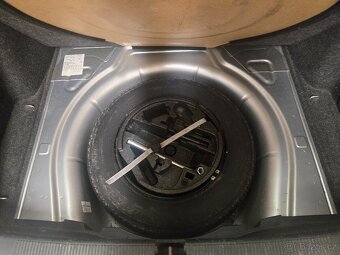 Škoda Octavia 2,0TDi 103kW Kombi Ambiente alu 18 - 8