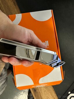 Bezdrátový holící strojek Oneisall - 8