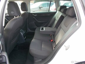 ŠKODA Octavia 2.0 TDi 135kW 4x4 DSG STYLE - 8