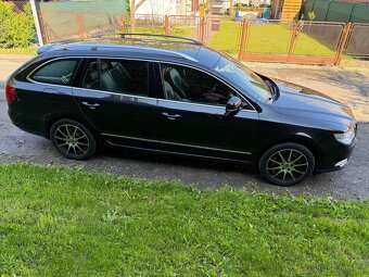 Škoda Superb combi DSG 2.0 TSI 147 kW rok 2011 - 8
