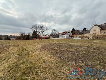 Prodej rodinného domu na pozemku 10 057 m2 Vysoký Újezd - Be - 8