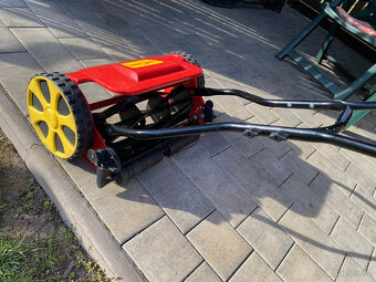 vřetenová ruční sekačka Wolf Garten TT 380DL - 8