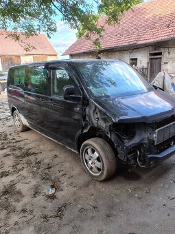 VW Caravelle - 8