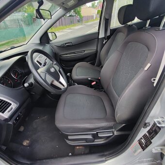 Hyundai i 20 benzín - 8