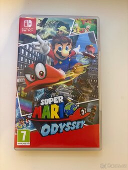Nintendo Switch a příslušenství - 8