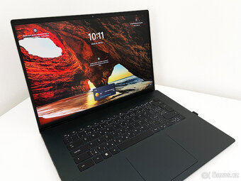 Dell Inspiron 16 Plus 7620 tmavě zelený - 8