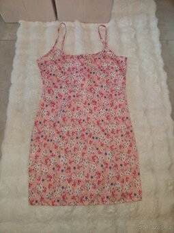 Nové dámské letni šaty na ramínka mini M - 8