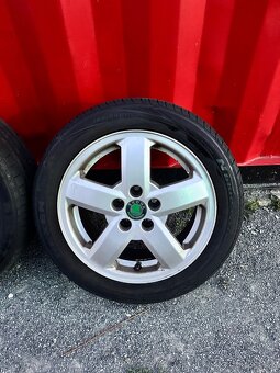 Alu kola Škoda 15 s letními pneu - 8