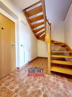 Pronájem mezonetového bytu 2+1 o rozloze 87,8 m2, České Budě - 8