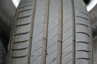 VW Golf 7 sada original a Skoda Audi Seat s pneu R16 5x112 - 8