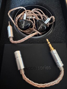 Kvalitní in-ear sluchátka iBasso IT04 - 8