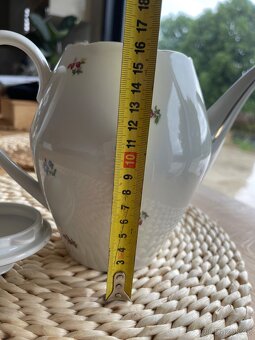 Stará porcelánová konvice - 8