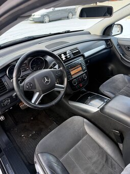 Mercedes R320 - 8