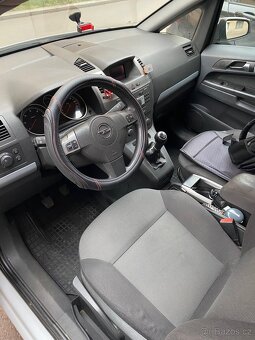Opel Zafira 1.9 CDTI - 8