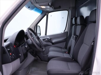 Volkswagen Crafter 2,5 TDI 100kW L2H3 Klima DPH (2010) - 8