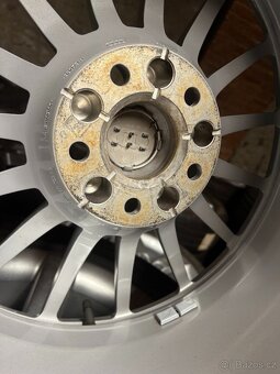 Audi A4 8W B9 sada zimní orig. Kola 17 - 8