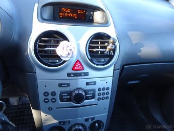 Opel Corsa 1.2i r.v.2011 (63 kw) Koupeno v ČR - 8