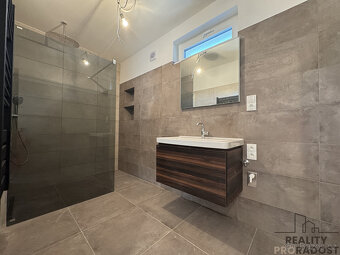 Prodej rodinného domu 80 m² pozemek 160 m² Bezručova, Hod - 8