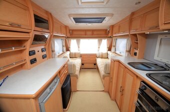 Karavan Elddis Odyssey 482 - 8
