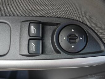 Ford Focus 1.6 TDCi ,  85 kW nafta, 2011 - 8