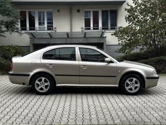 Škoda Octavia Tour 1.6 MPI 75kW LPG Climatronic 1.majitel - 8