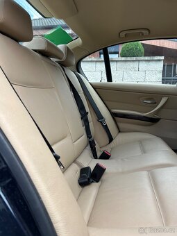 Bmw e90 325i 160kw SEDAN / MANUÁL / SERVISKA /KŮŽE/DIGIKLIMA - 8