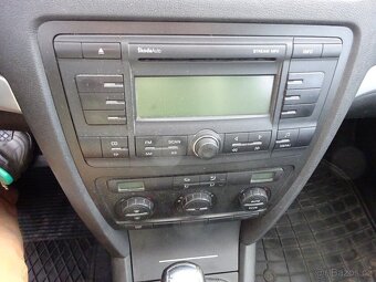 Škoda Octavia 1.9 TDI r.v.2007 (77 KW) 1.Majitel - 8
