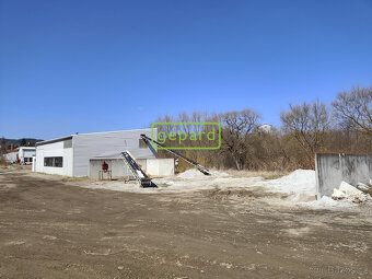 Skladovací a výrobní hala s pozemkem 2639m2 - Kájov - 8