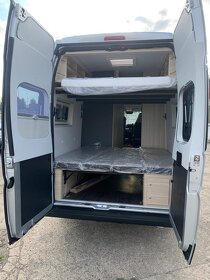 Sun Living V65XL Maxi -ADRIA solární panely - 8