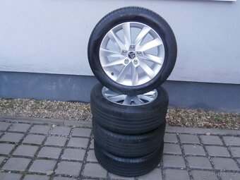 LETNÍ ALU KOLA 5 X 112 ŠKODA SUPERB ORIG. 215 55 17 - 8